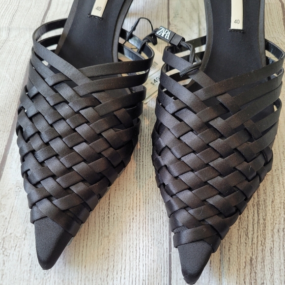 •SOLD• Zara Black Weaved Point Toe Kitten heel Mule Size 9 •New w/ Tag• - Picture 3 of 9